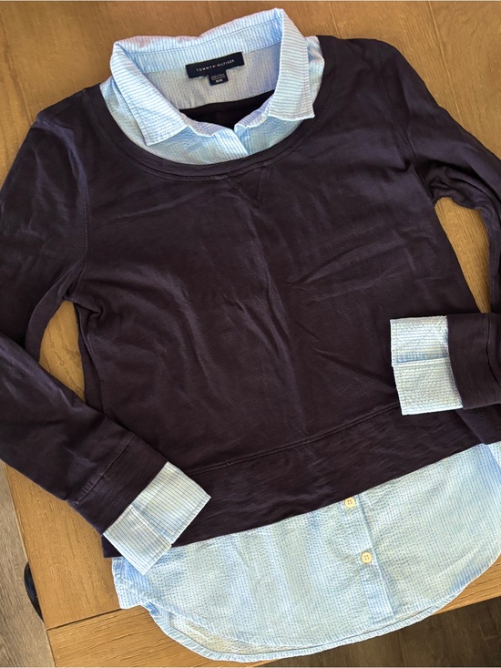 Tommy Hilfiger Tops - Tommy Hilfiger Navy Light Blue Sweater Vest Blouse Women’s M
